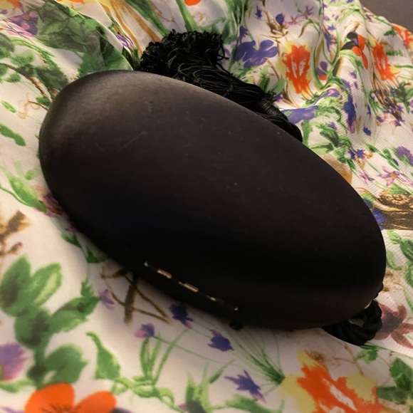 Prada night satin clutch with tassels - Picture 8 of 8